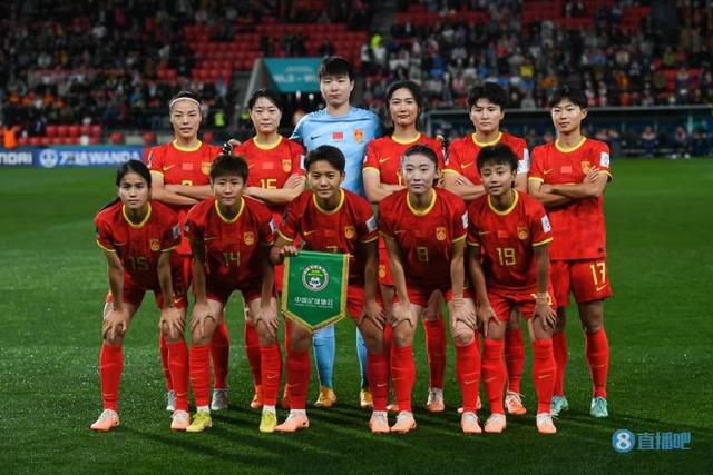 2026-03-04 2026中国电影票房破100亿!