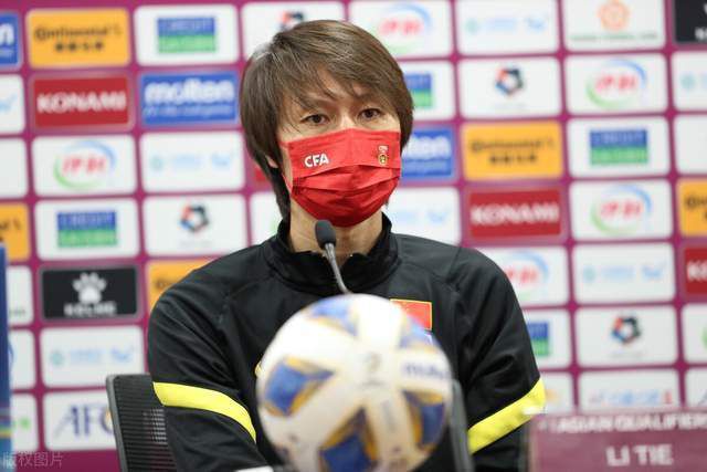 违者将追究其相关法律责任 文章配图于网络，如有侵权，请联系编辑人员删除 标签： 柯林·法瑞尔天使综合征儿子 ： 相关新闻 “哈利”丹尼尔·雷德克里夫遛娃 2岁儿子曝正面照2025-04-07 安吉丽娜·朱莉和儿子亮相GA 16岁诺克斯撞脸甜茶2024-11-18 是明星也是母亲！